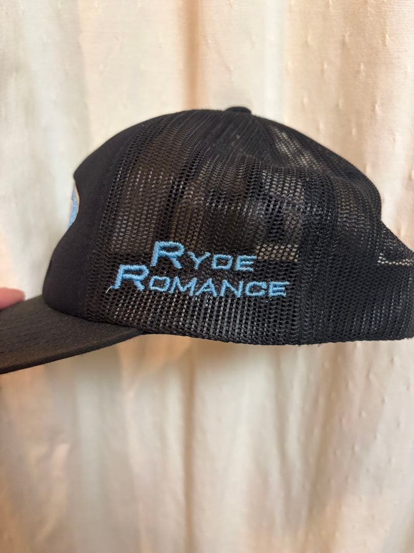 Vallad キャップ　初期popup Ryde Romance刺繍