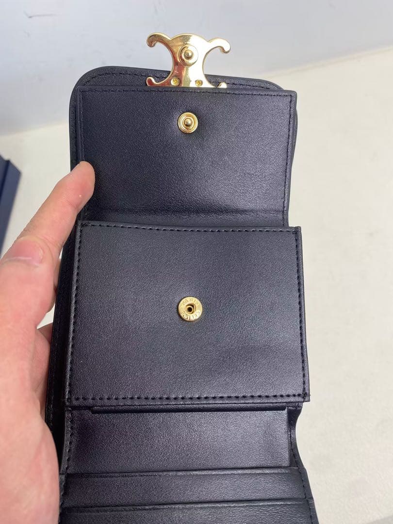 CELINE トリオンフ コンパクト ウォレット 三つ折り ブラック