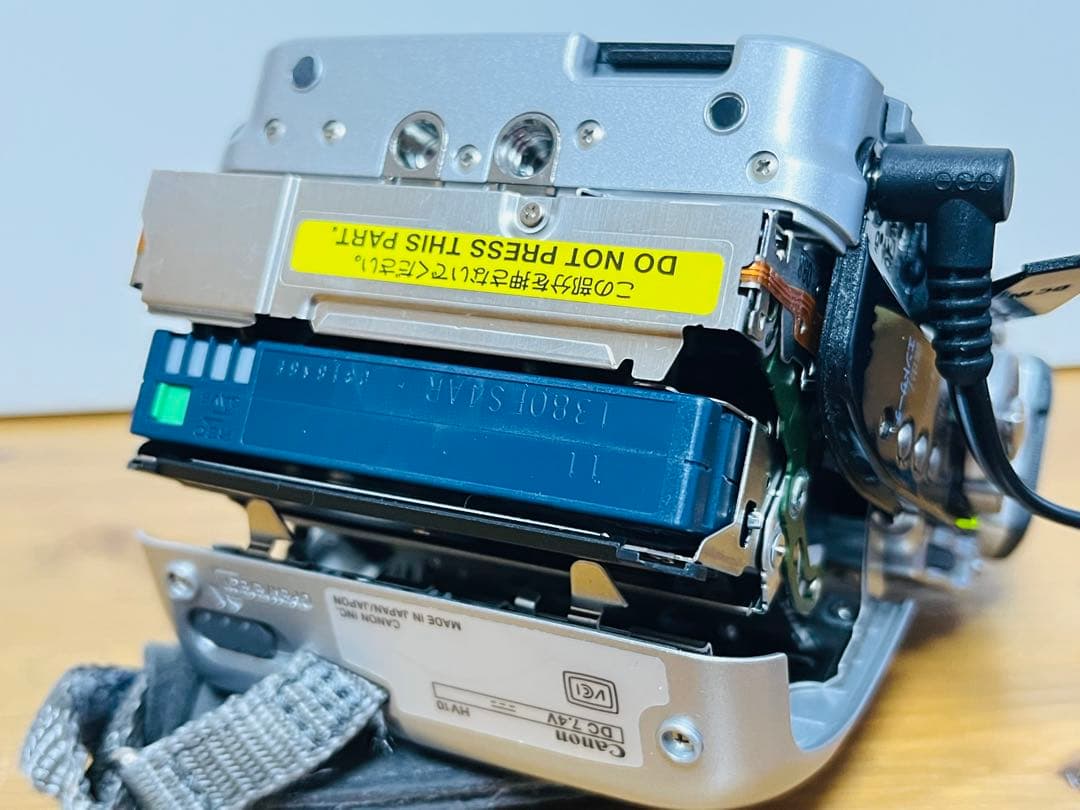 【完動美品】Canon iVIS HV10動作確認済 MiniDV/HDV再生可