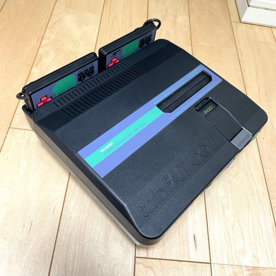 SHARP AN-505-BK ツインファミコン