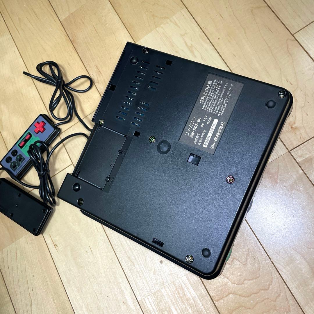 SHARP AN-505-BK ツインファミコン