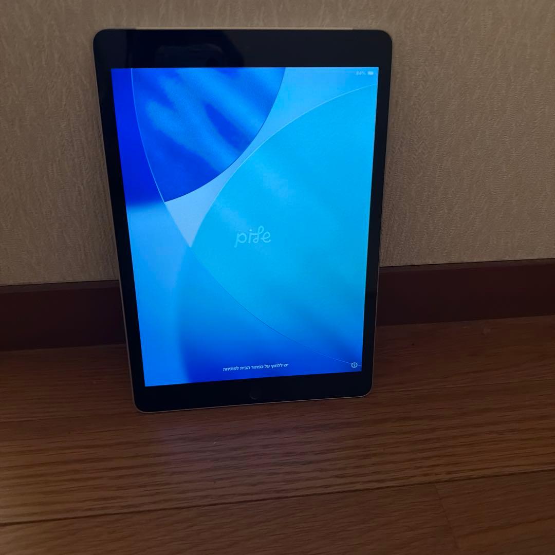 iPad 第9世代 本体 シルバー 64GB