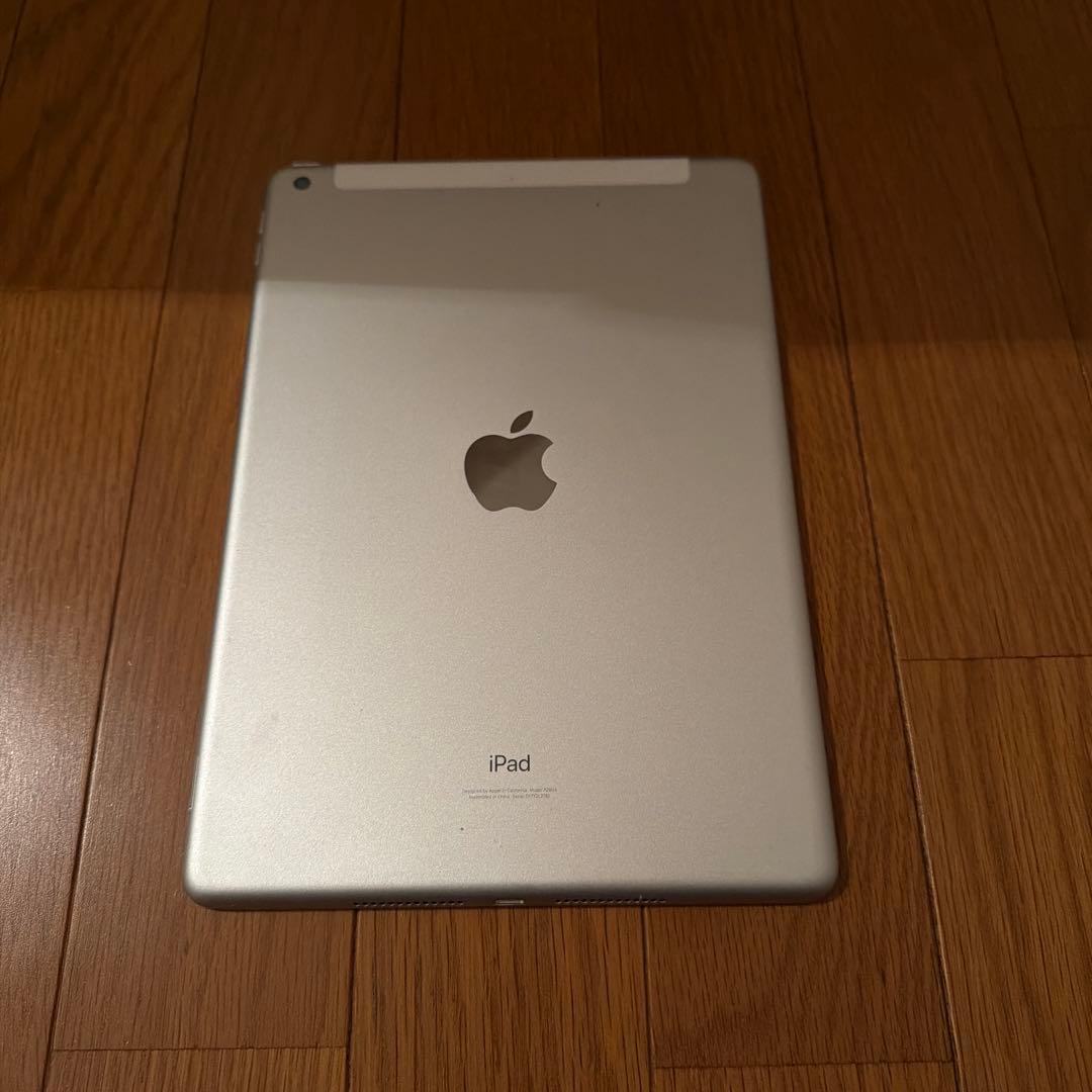 iPad 第9世代 本体 シルバー 64GB