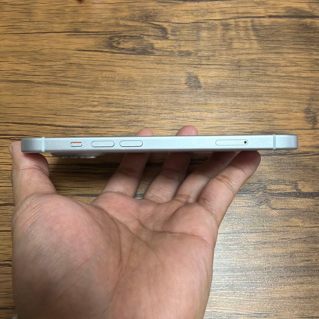 iPhone15 128G simフリー初期化済み動作確認済み