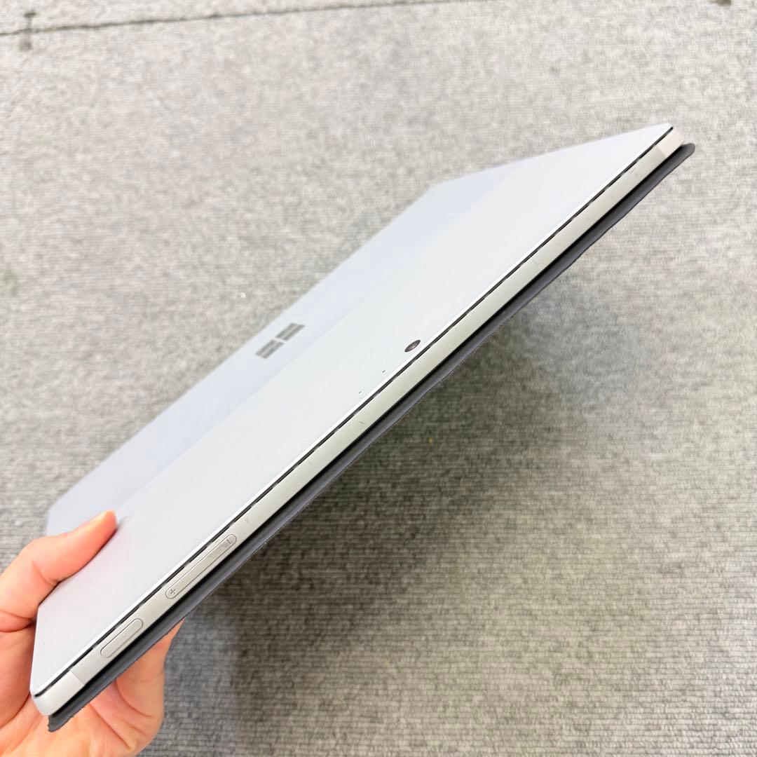 Windowsタブレット本体 Microsoft Surface Pro 6 8GB/128GB Win 11