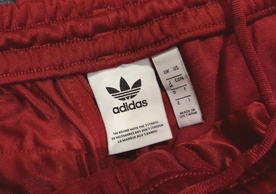 adidasアディダス BECKENBAUERトラックパンツ ベッケンバウアー
