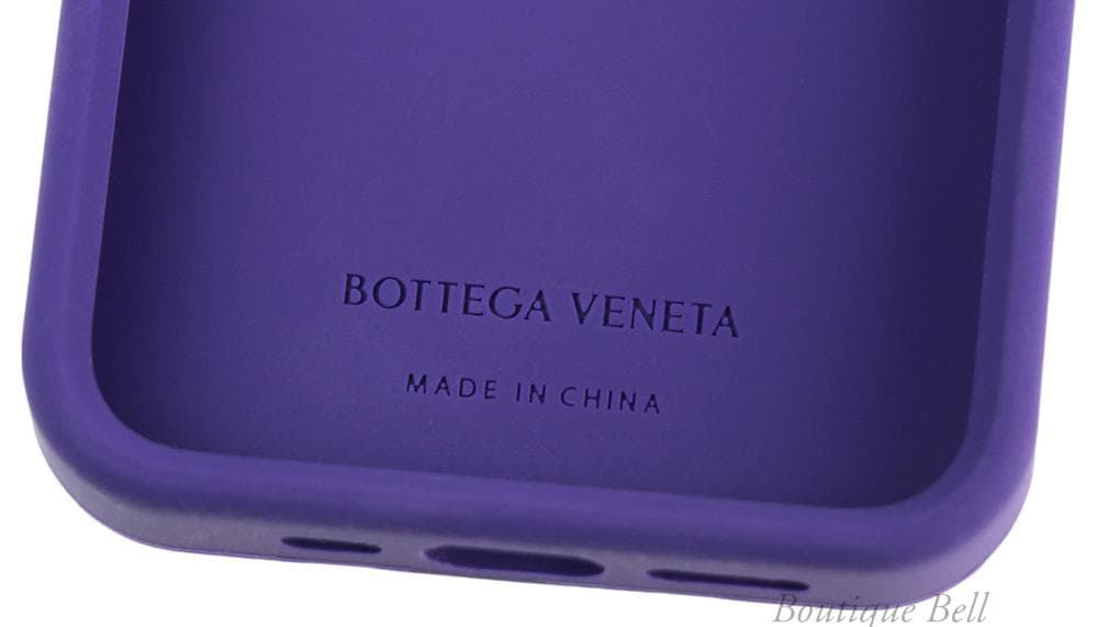 【ボッテガ・ヴェネタ】ラバー iPhone13Pro 対応ケース Purple