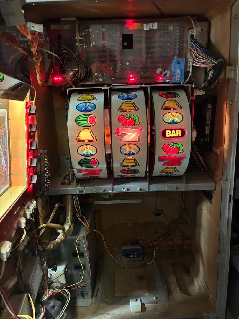 ろ*※様 サンダーV パチスロ　スロット　実機 4号機　初代　ジャンク