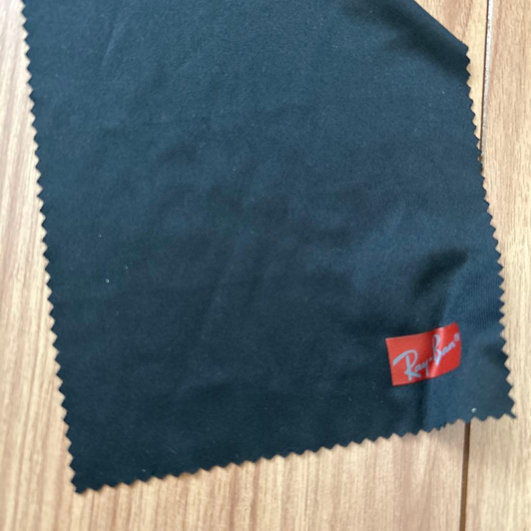 【本日限定値下】Ray-Ban Wayfarer ブラックサングラス ケース付き