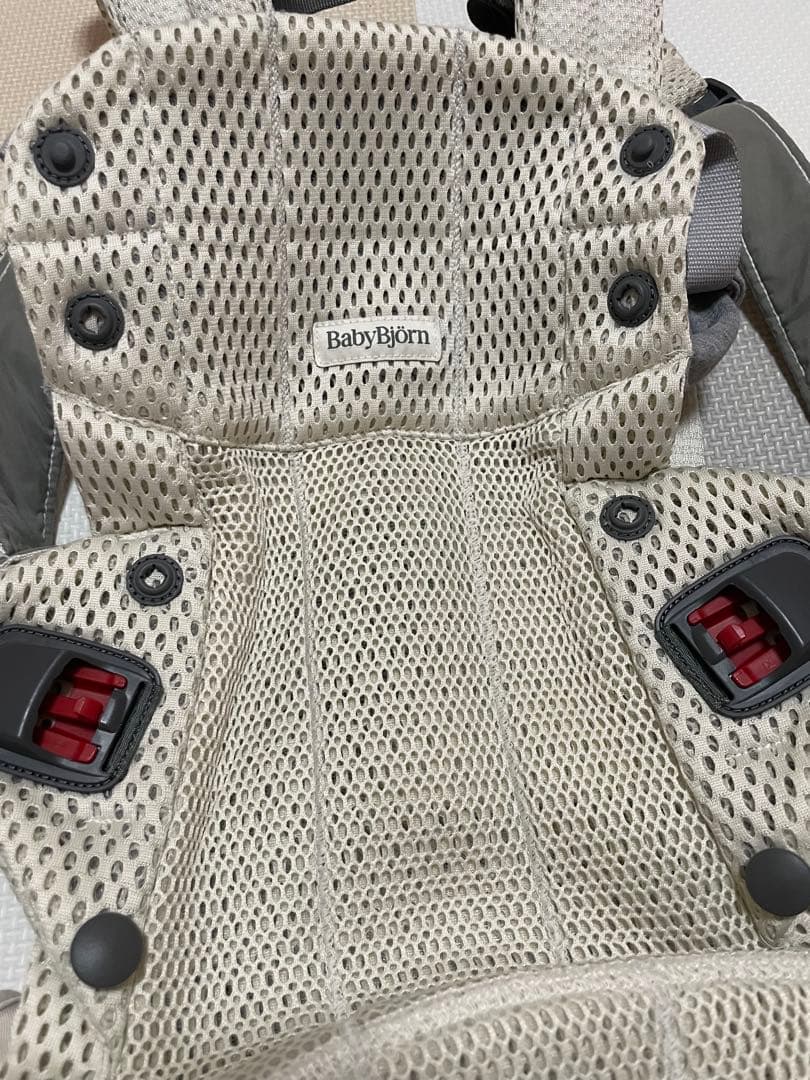 【美品】BabyBjörn ハーモニー 抱っこ紐 クリーム
