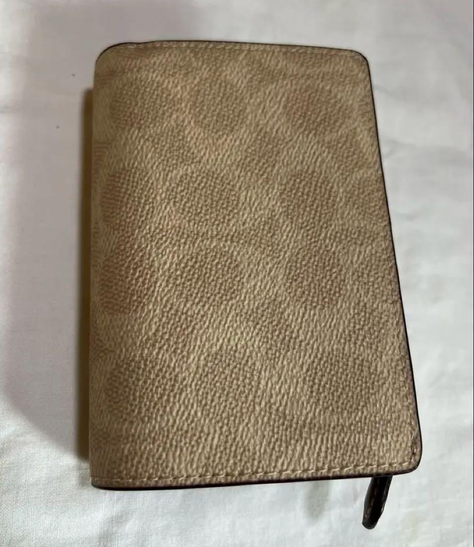 《最終値下げ》正規品　COACH コーチ　二つ折り　財布　ベージュ　ショップ袋付