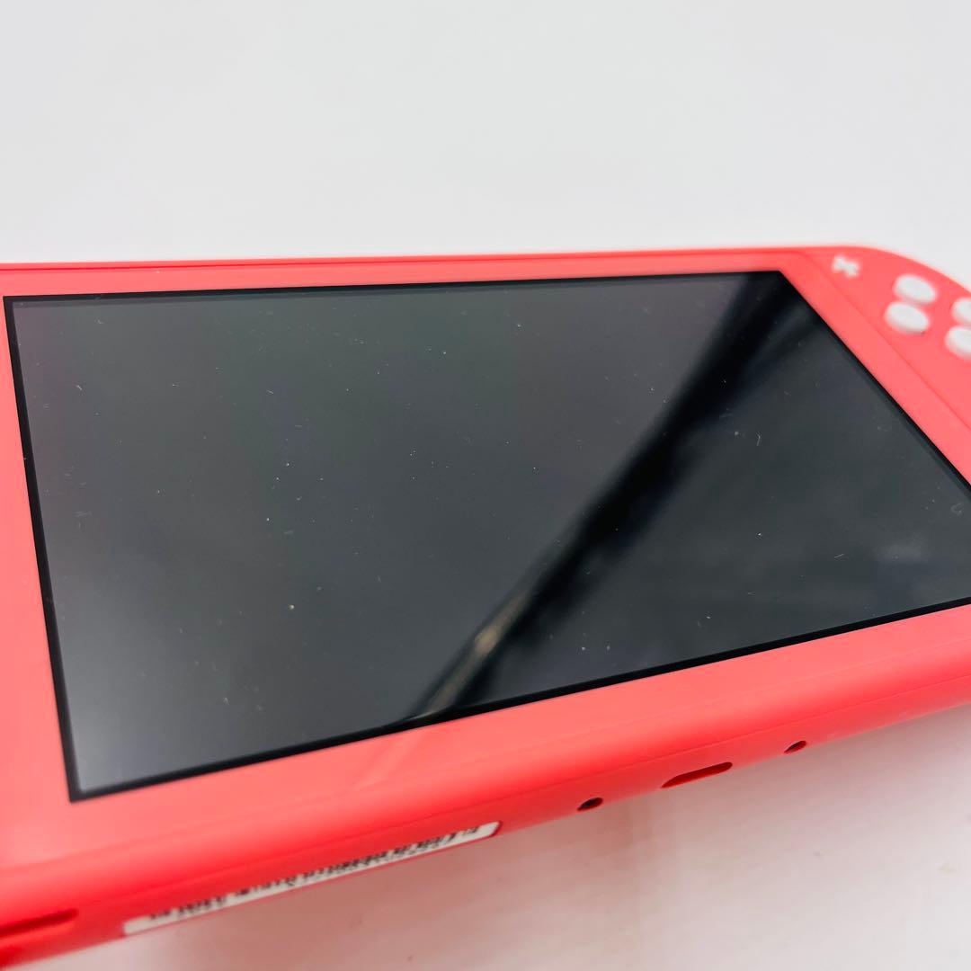 【動作品】Nintendo Switch Lite 赤 充電器付き　中古品
