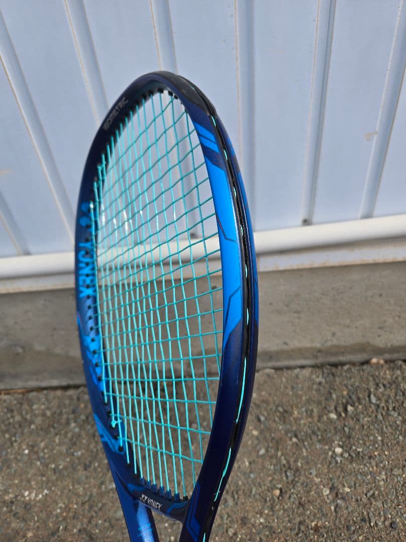 ラケット(硬式用) Ezone100 Grip4 295g 320mm custom fit