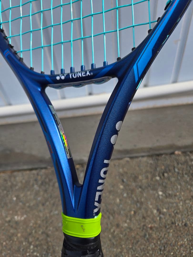ラケット(硬式用) Ezone100 Grip4 295g 320mm custom fit