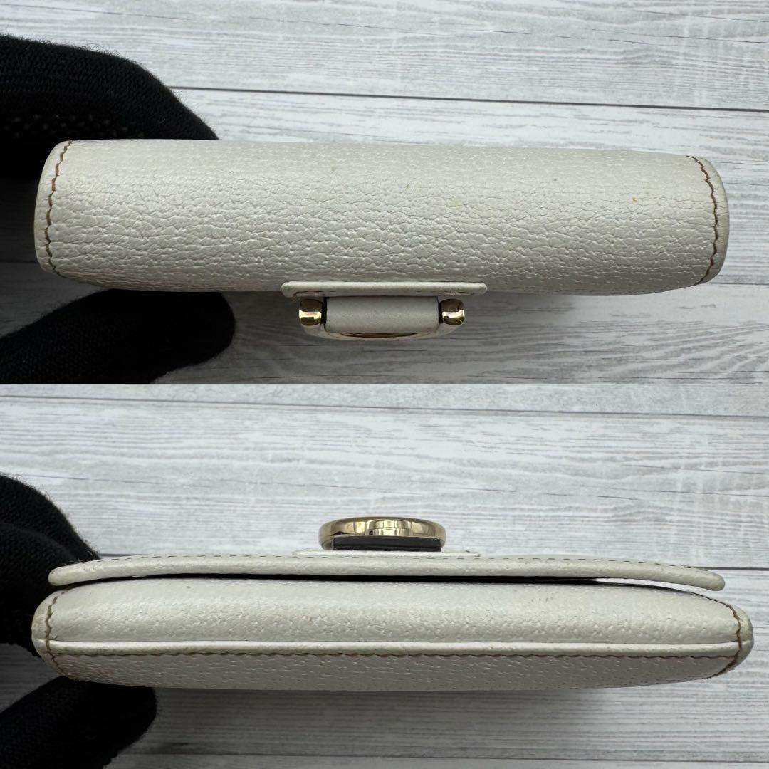 【美品】　GUCCI　名刺入れ　カードケース　レザー　ホワイト　GG　キャンバス