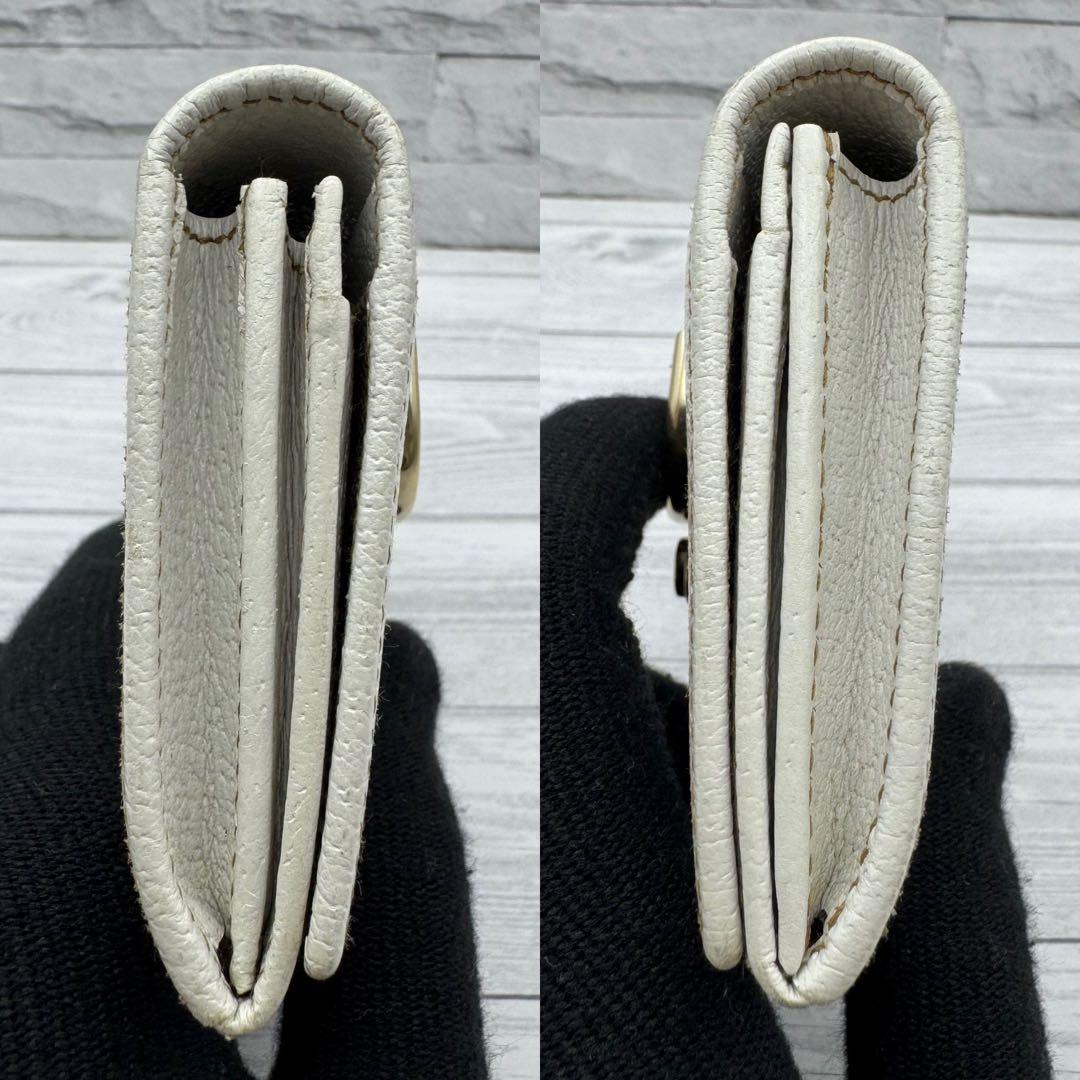【美品】　GUCCI　名刺入れ　カードケース　レザー　ホワイト　GG　キャンバス