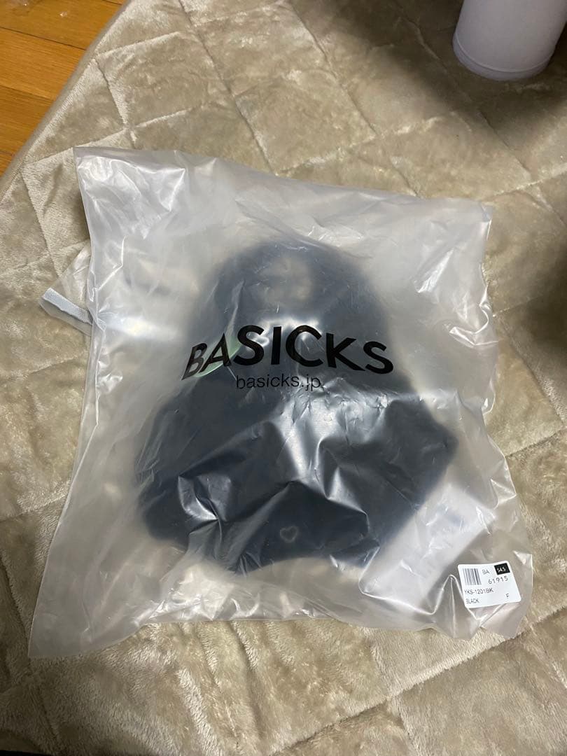 【新品完売】 BASICKS New Era NYロゴ キャップ ブラック