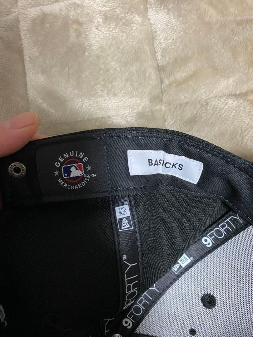 【新品完売】 BASICKS New Era NYロゴ キャップ ブラック