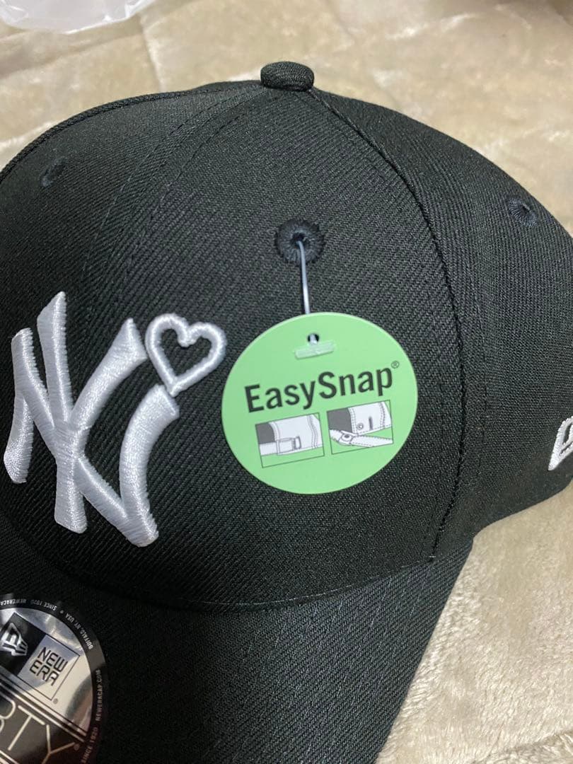 【新品完売】 BASICKS New Era NYロゴ キャップ ブラック