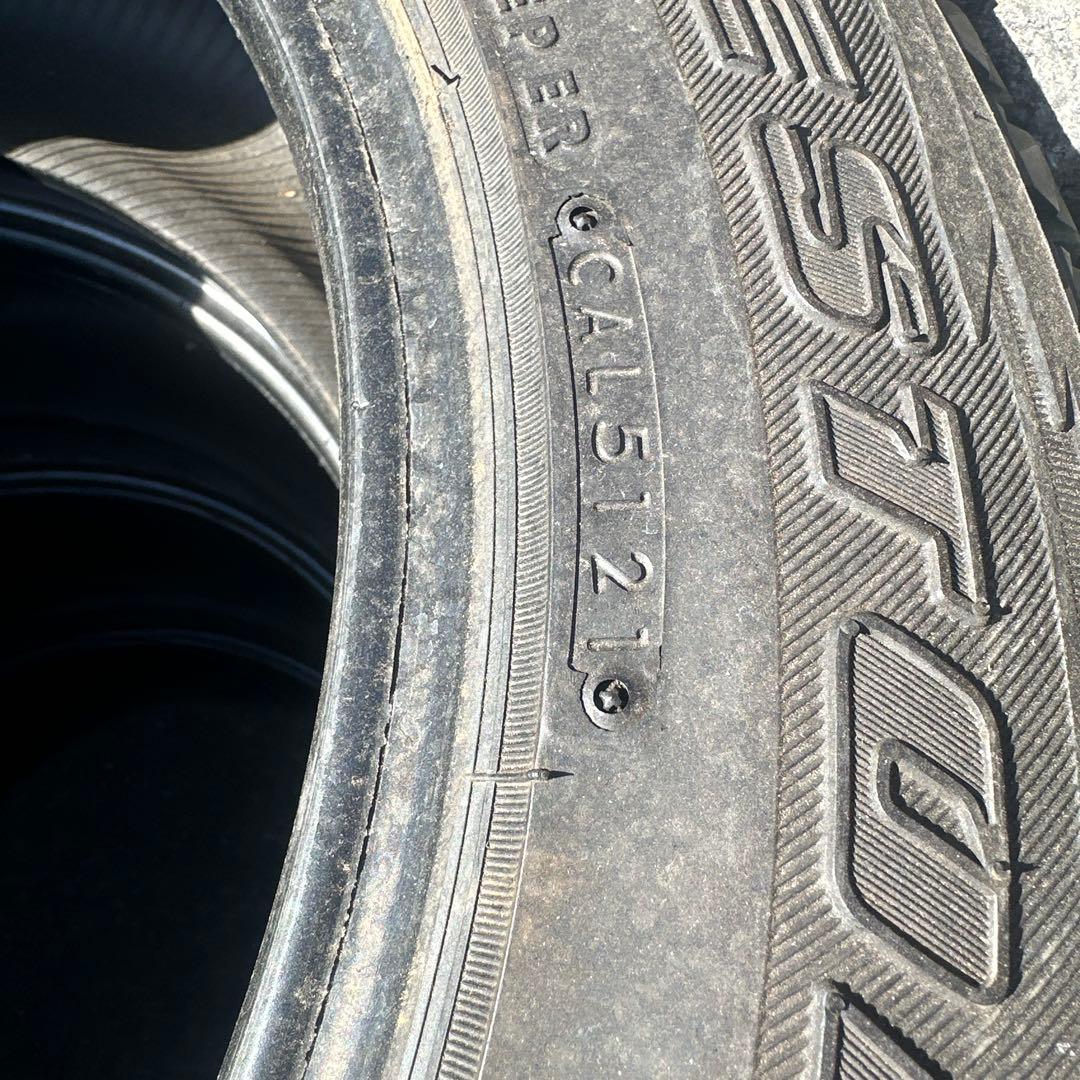 BRIDGESTONE BLIZZAK DM-V1 215/60R17 4本