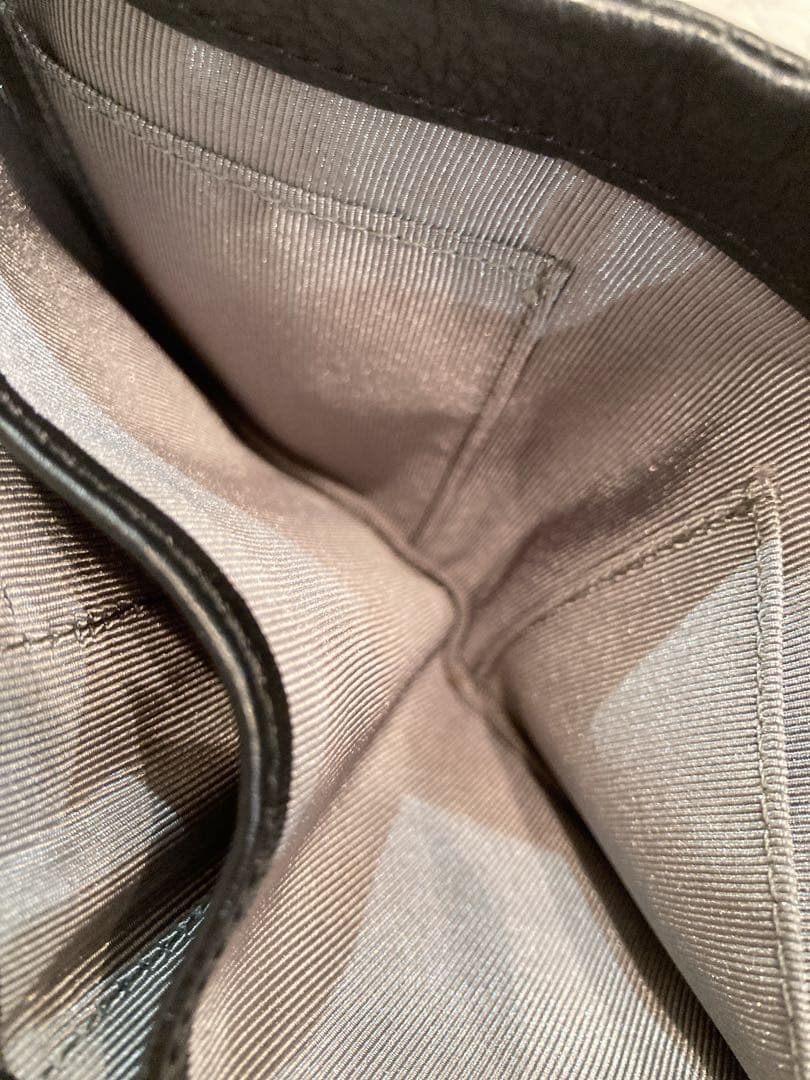 【美品】ear PAPILLONNER バックル折り財布　黒