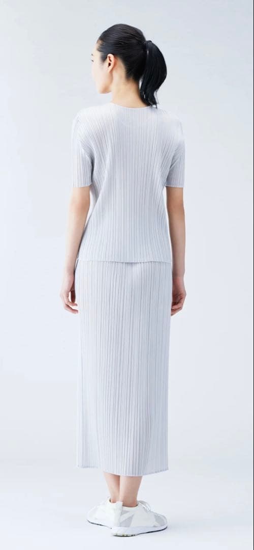 【サイズ4】BASICS スカートPLEATS PLEASE ミヤケ