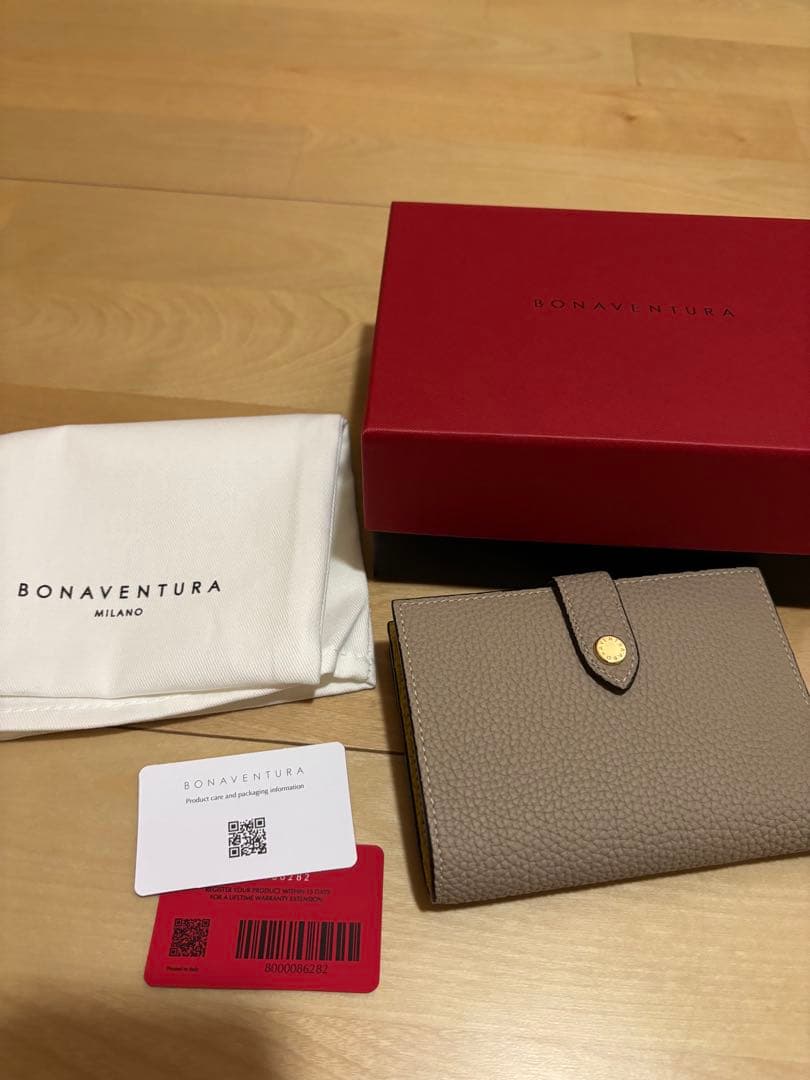 BONAVENTURA 二つ折り財布　値下げしました