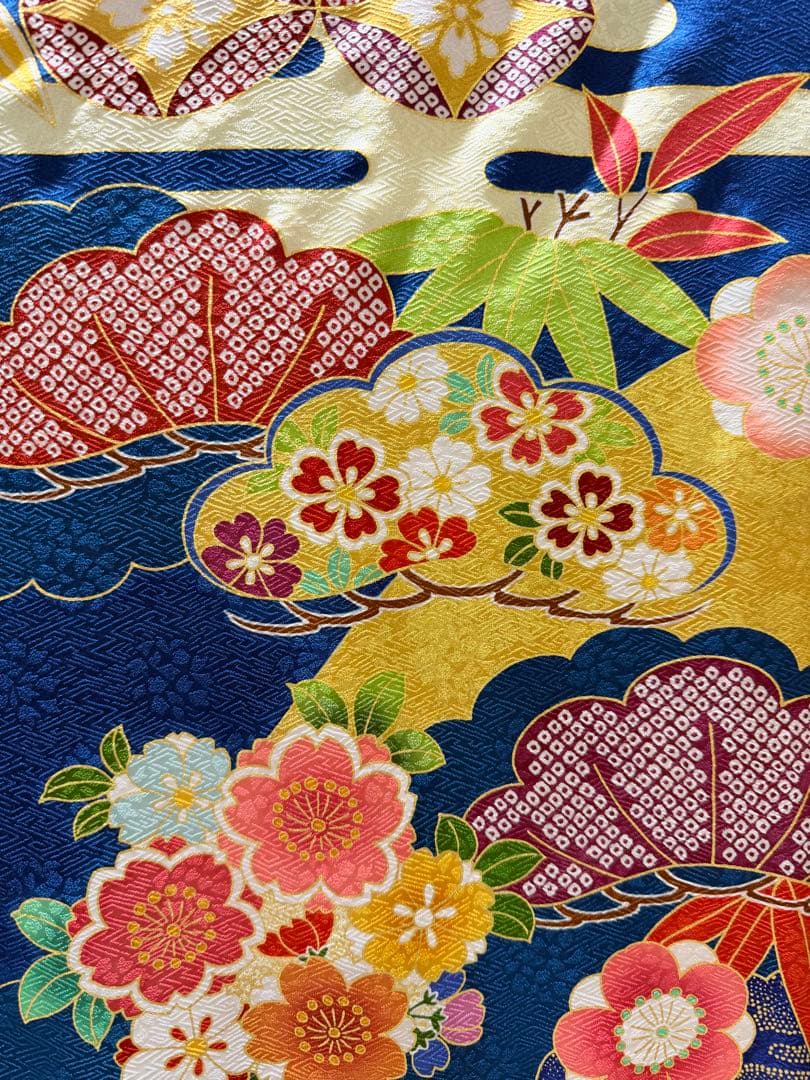 【値引最終価格】吉澤織物 [吾妻徳穂の世界]振袖 新品同様 定価70万 青古典柄