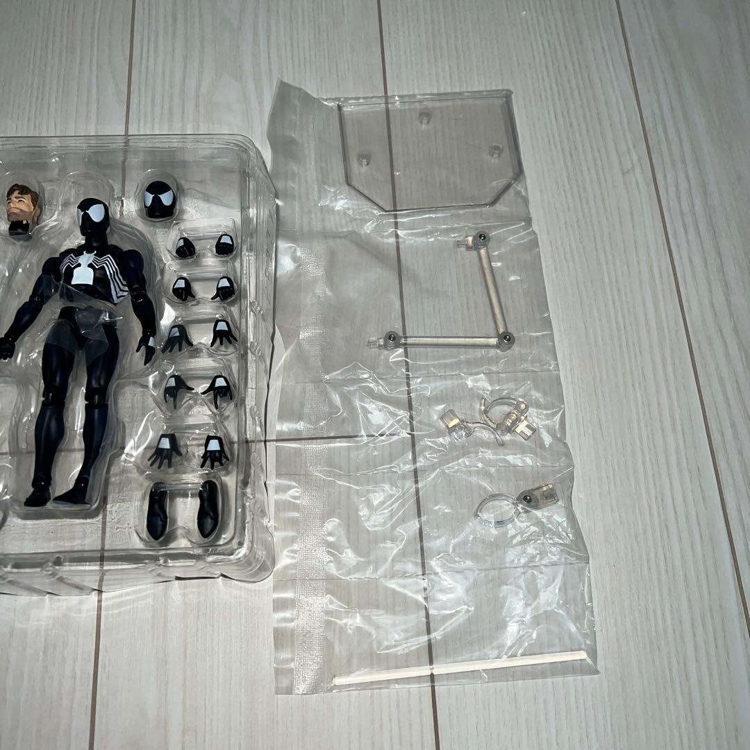 開封品 mafex マフェックス　スパイダーマン ブラックスーツ フィギュア
