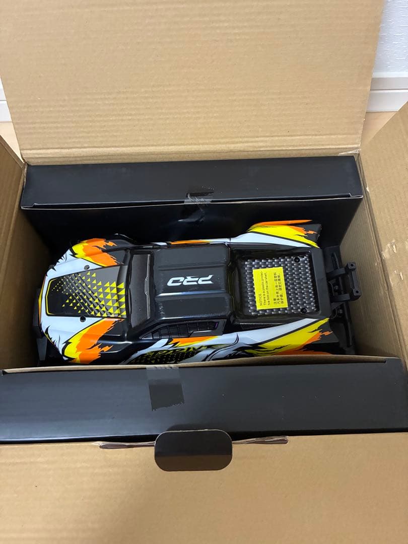 ハ*ド様 【新品未使用】高速モーター搭載ラジコンカー「DRIVE PRO」　オレ