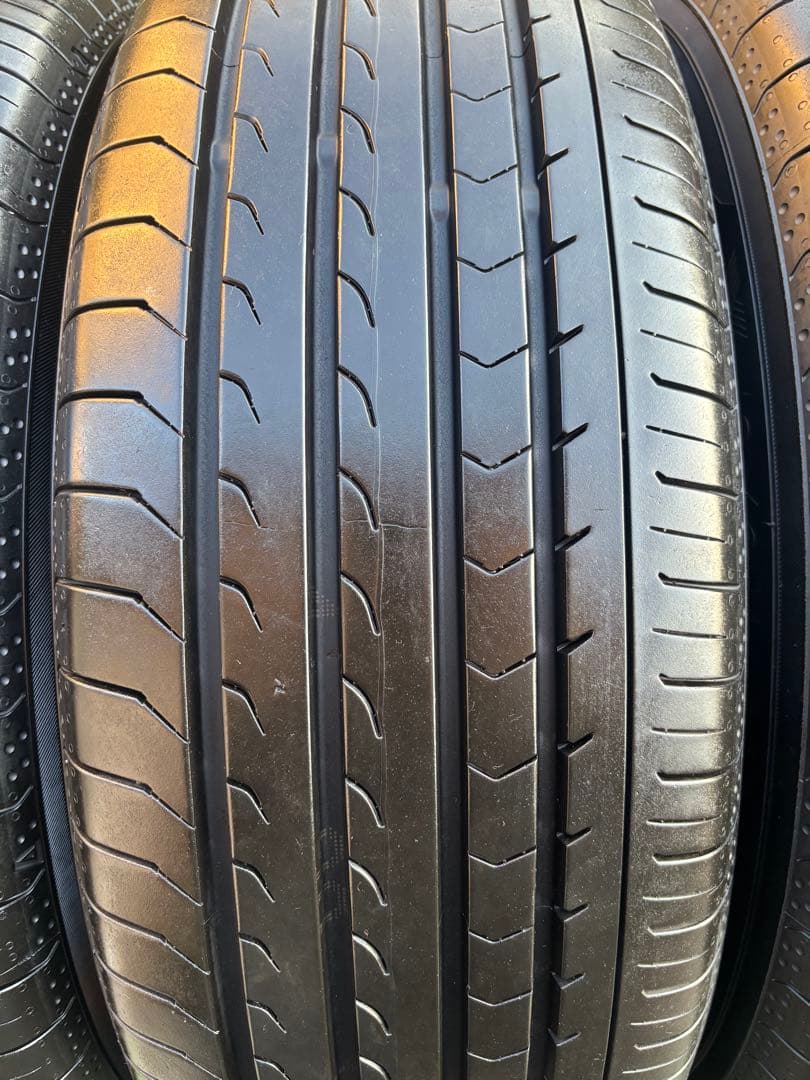 YOKOHAMA BluEarth-RV03 215/65R16 2024年製。