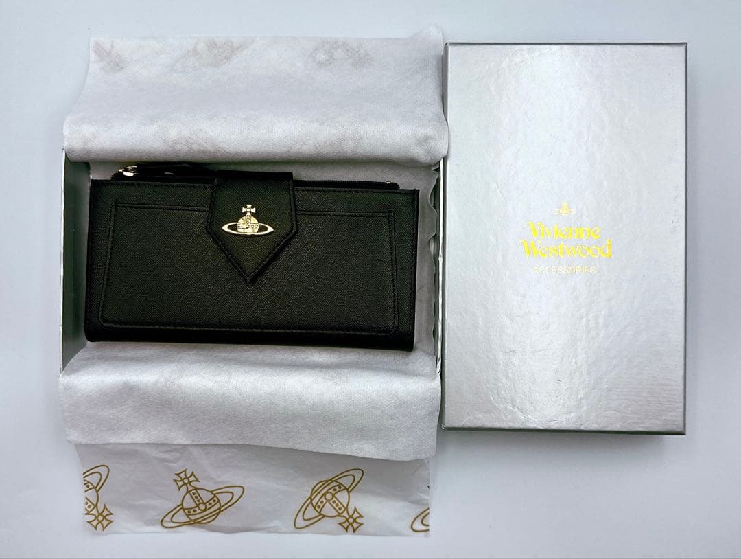 【新品✦レア】Vivienne Westwood 二つ折り財布 ブラック/黒