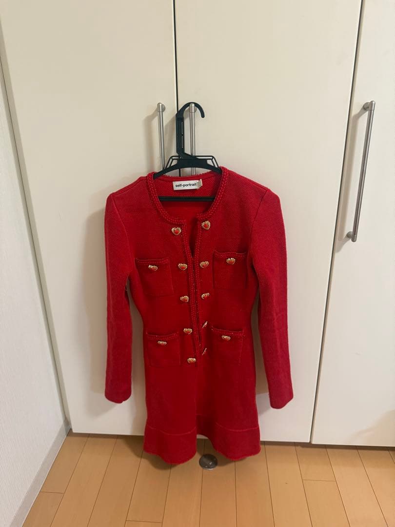 セルフポートレート　赤ドレス　定価10万以上