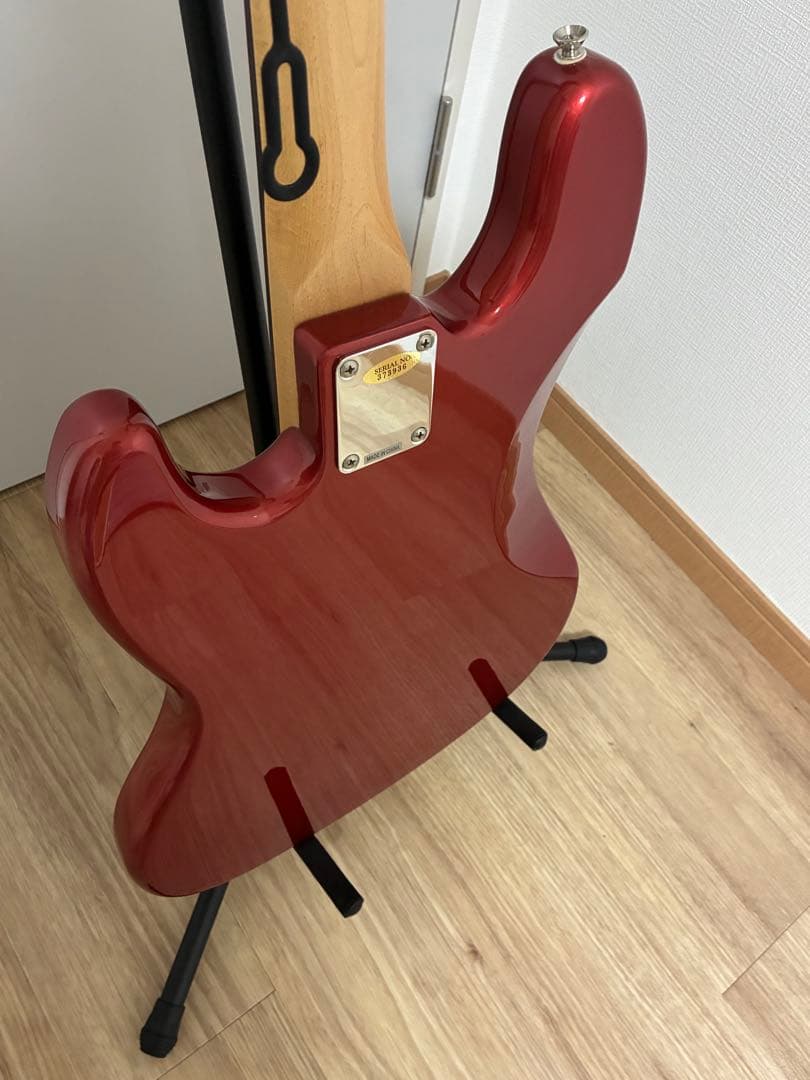 Busker's（バスカーズ）ベース