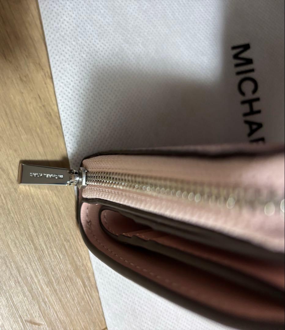 新品　バイフォールド ジップ ウォレット スモール MICHAEL KORS