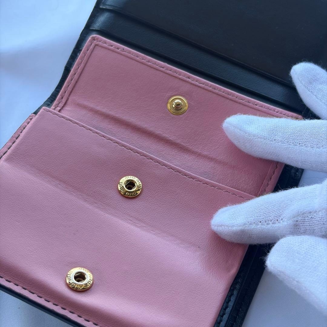 miumiu ミュウミュウ ピンク×ブラック 二つ折り リボン オールレザー