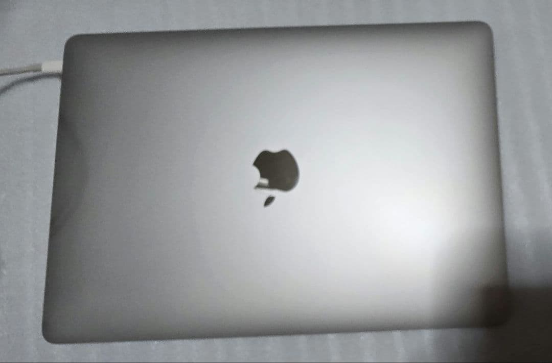 MacBook Air2020 i5 8GB 256GB 13インチ美品
