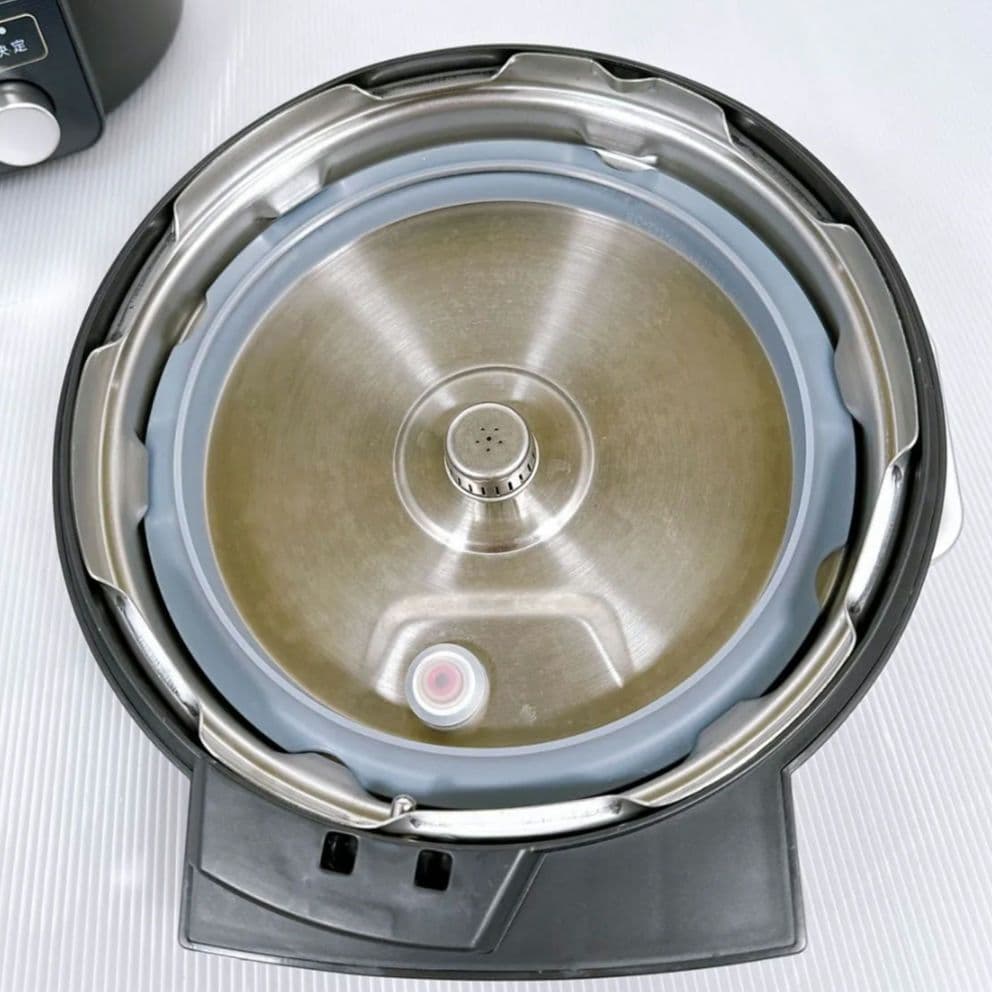 【美品】アイリスオーヤマ 電気圧力鍋