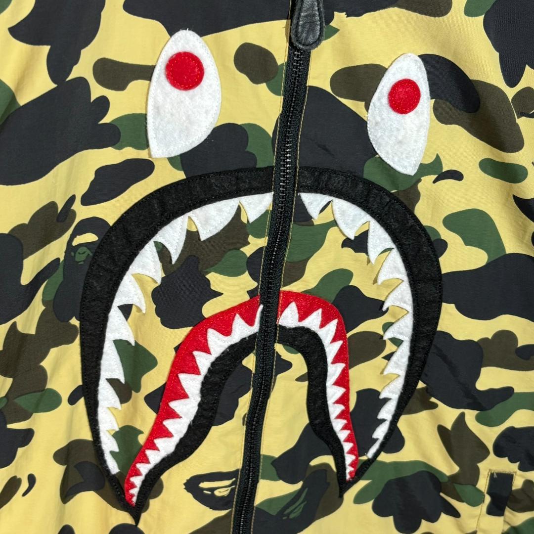 A BATHING APE シャーク　ジャケット　パーカー カモ柄 エイプ