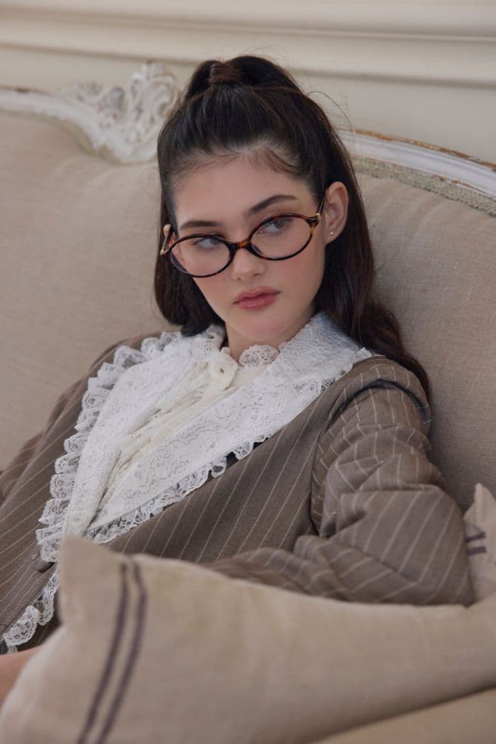treat urself Retro lace jacket ベージュ