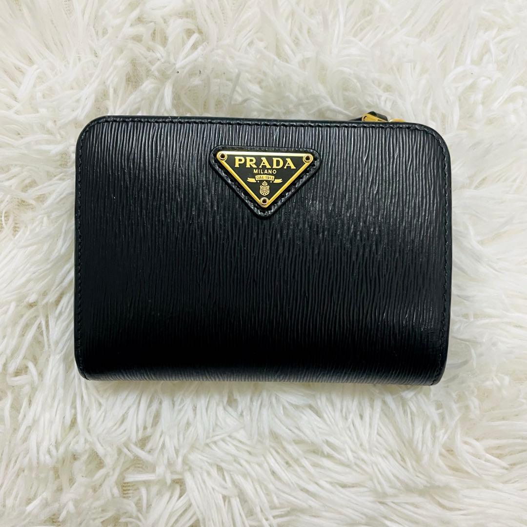 極美✨付属完備✨PRADA 二つ折り財布 トライアングルロゴ レザー 黒