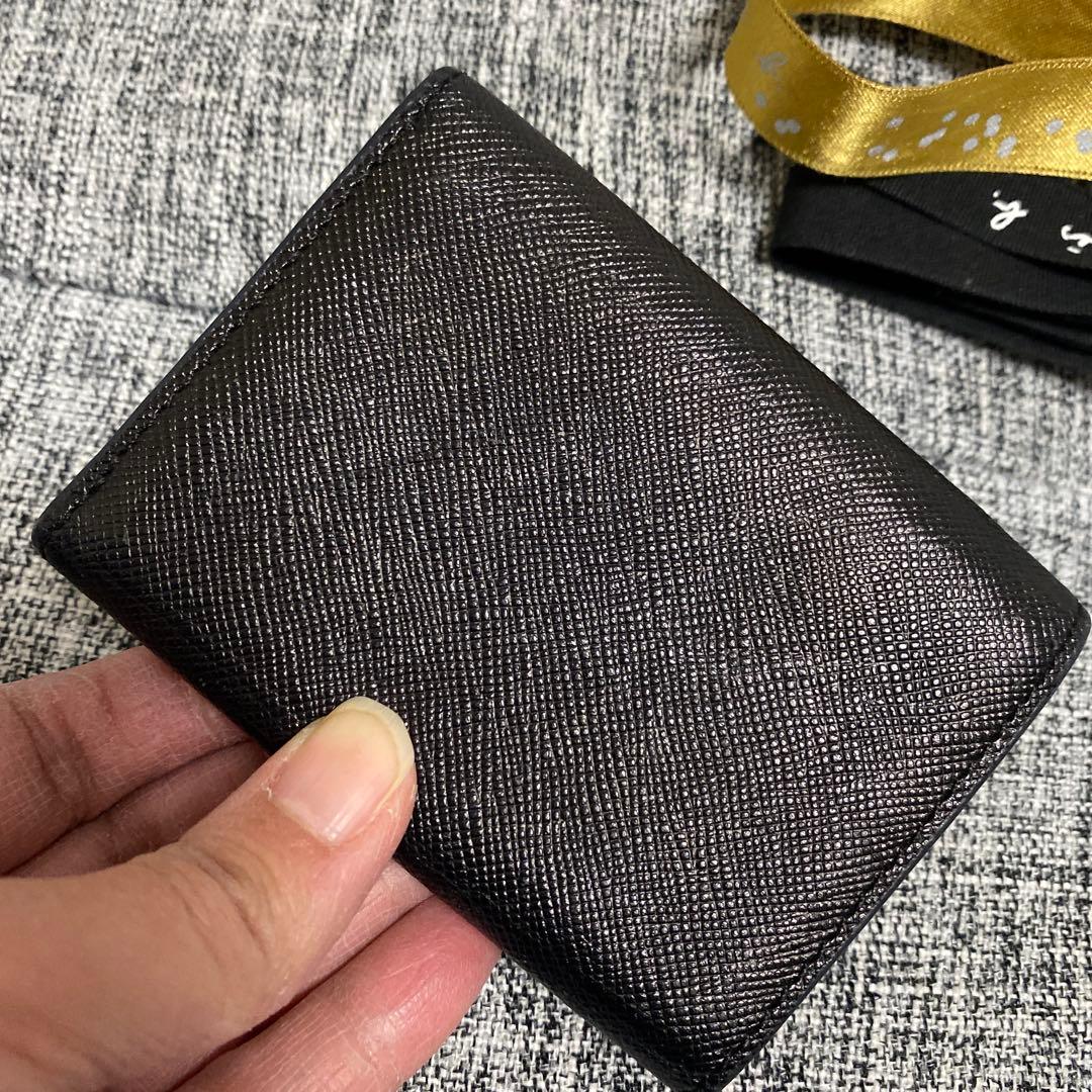 ☆美品　アニエスべー　コンパクト三つ折り財布　黒