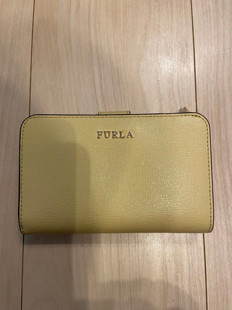 FURLA 折り財布&ハートチャーム