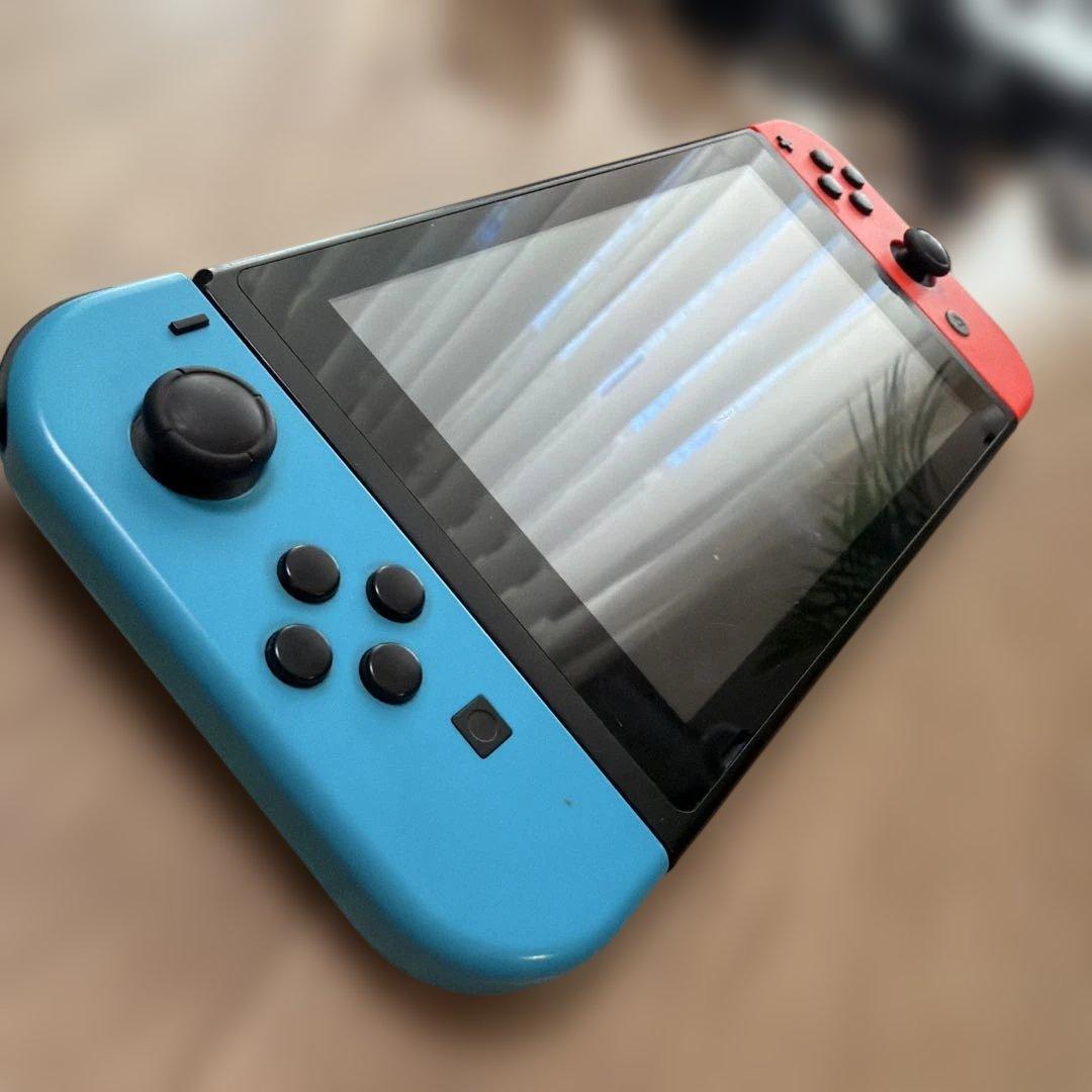 中古Nintendo Switch ネオンブルー/ネオンレッド本体HAC-001