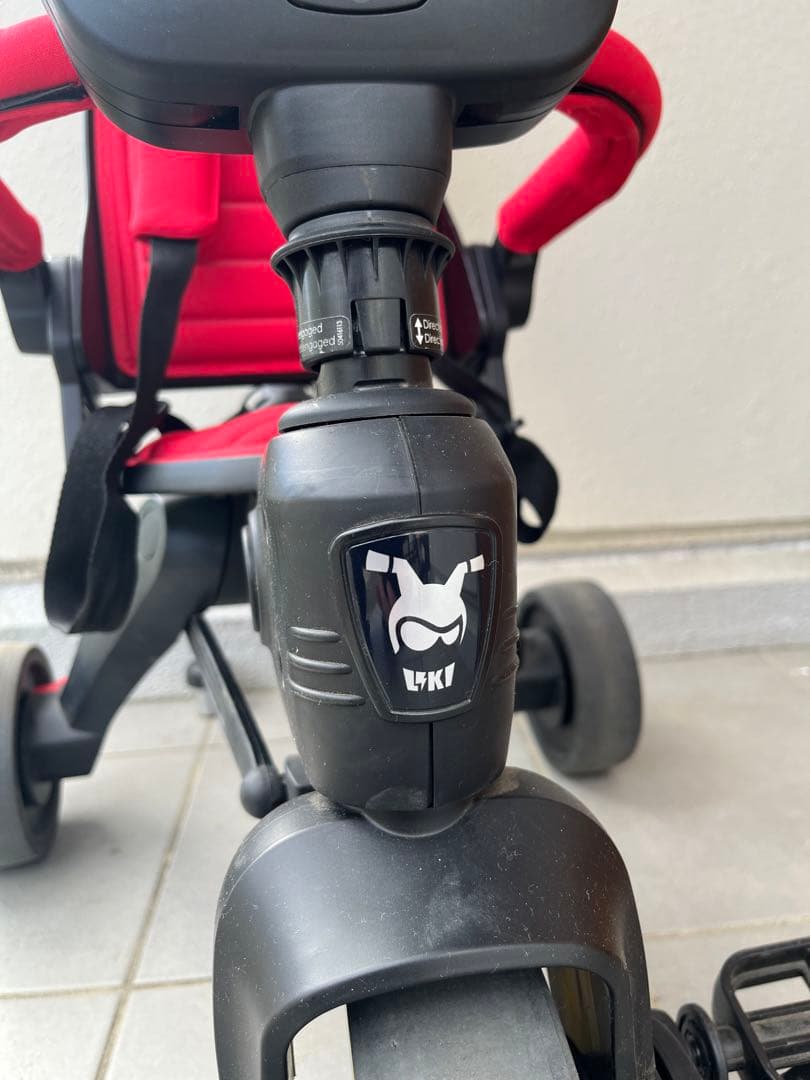 doona 折り畳み三輪車 LIKI trikeリキトライク　レインカバー付き