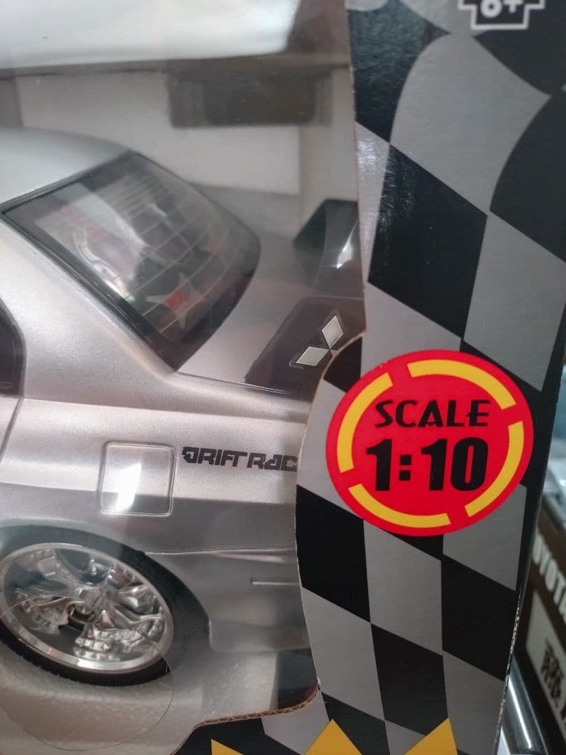 ランサーエボリューション８ ラジコン スケール1:10　新品未開封