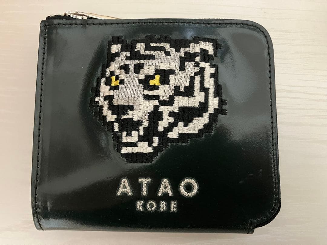 限定完売品！！ATAO✨希少コードバンミニ財布✨ ホワイトタイガー白虎