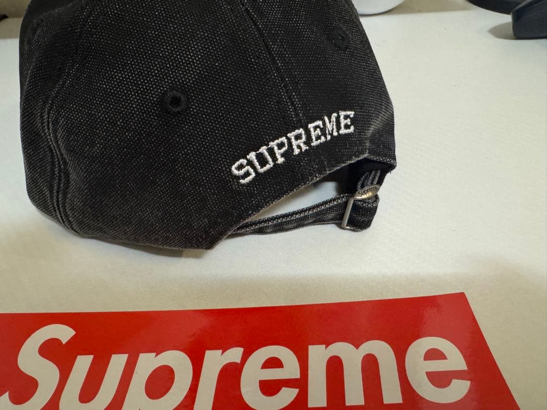 新品Supreme ブラックキャップ Sロゴ刺繍