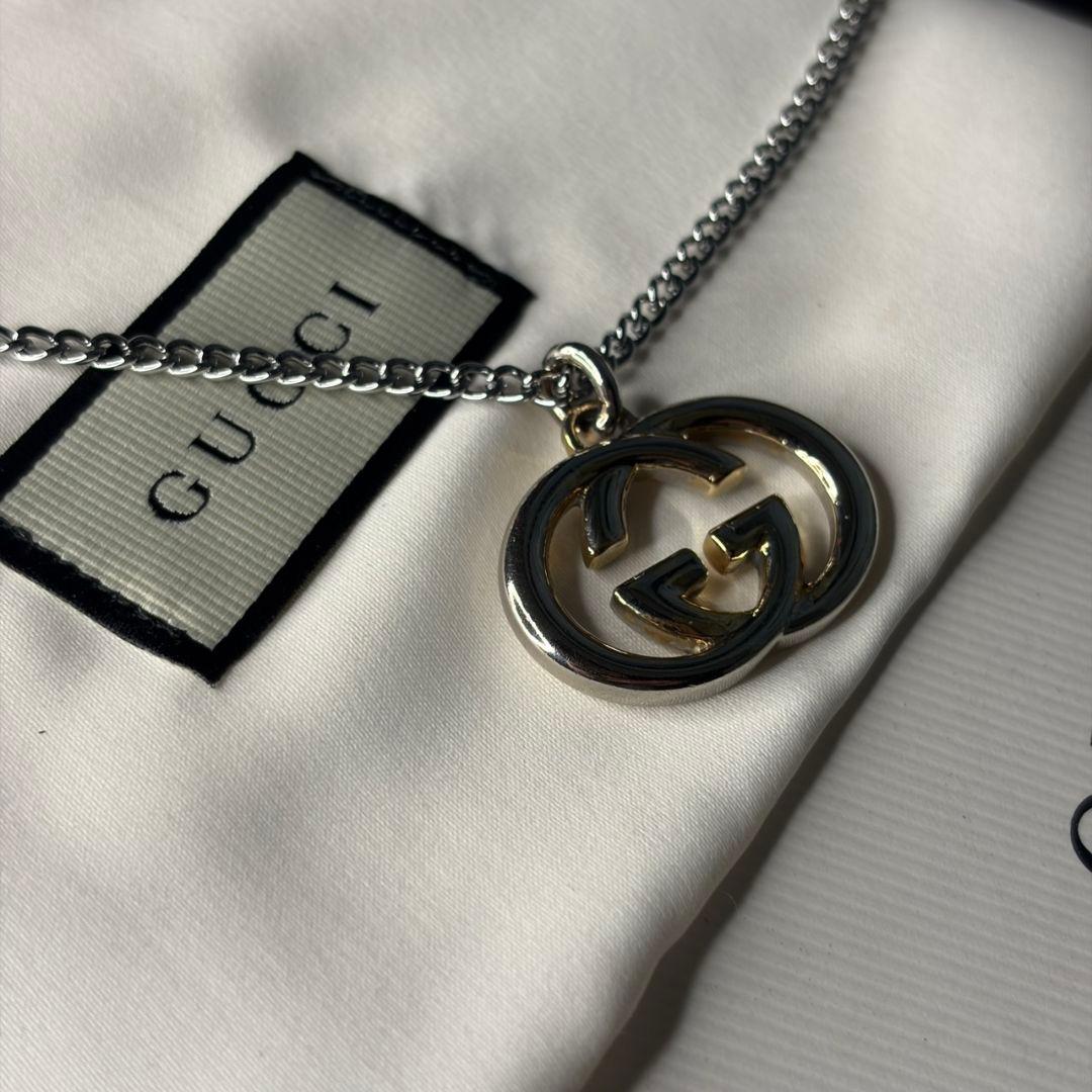 GUCCI グッチ インターロッキング チャーム&ネックレス