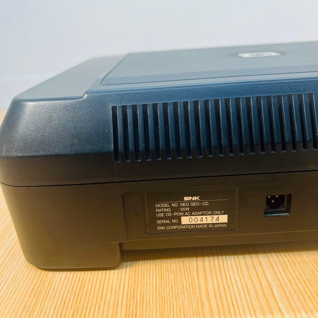ネオジオCD 本体 フロントローディング NEOGEO SNK